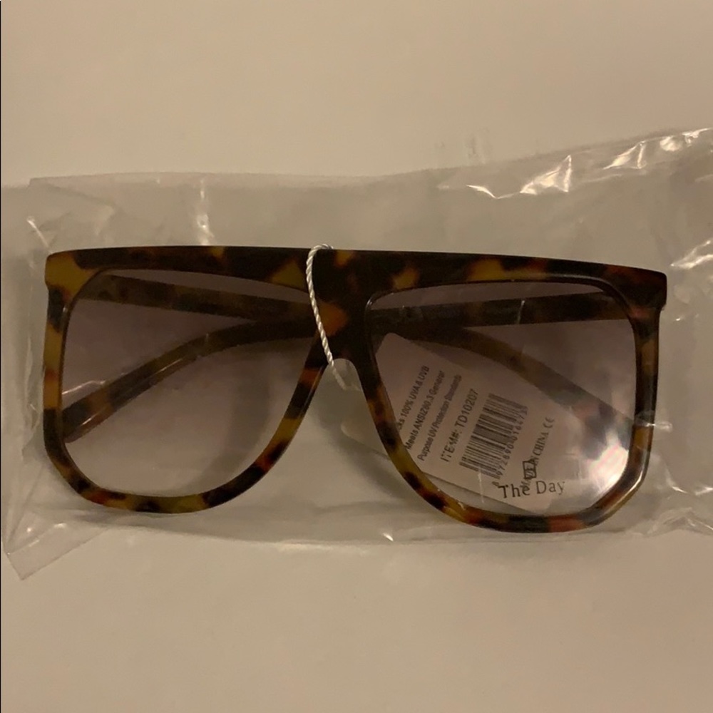 🆕 🆑 SUNGLASSES - Picture 8 of 8